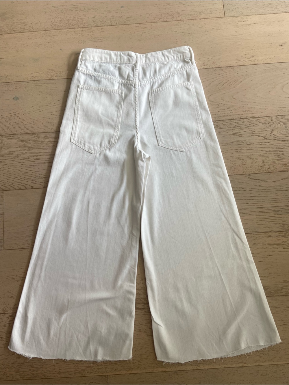 Zara High Rise Super Wide Crop Jeans Size 8 White 100% Cotton EUC - Picture 3 of 8